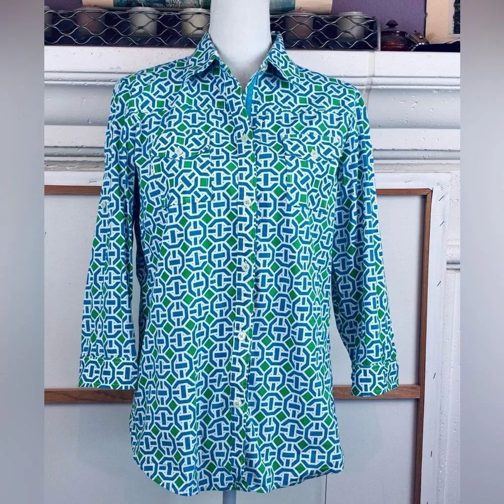 Tizzie abstract print back button and front shirt in blue & lime, adj.sleeves